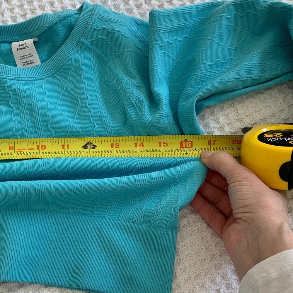 Cropped Teal Women's Cable-Knit top - Picture 8 of 14